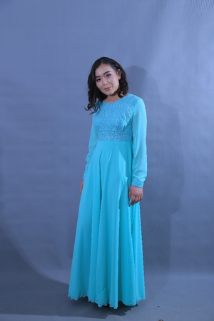 Платья нарядные