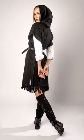 220-8007 Платье Черная пресса