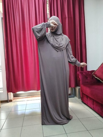 *Намазники*  Полуабайка с Пришитым Платком!🧕🏻 Идеальный вариант для Намаза!🕋 Размер - *Стандартный (42-52)* Цена *11*  Ткань #Калифорния