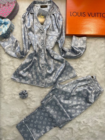 Атласные пижамы