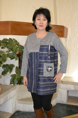 Üreticiden triko tunikler ve elbiseler (tümü stokta)