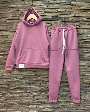 Çocuk eşofmanları. 134-152 yükseklik.