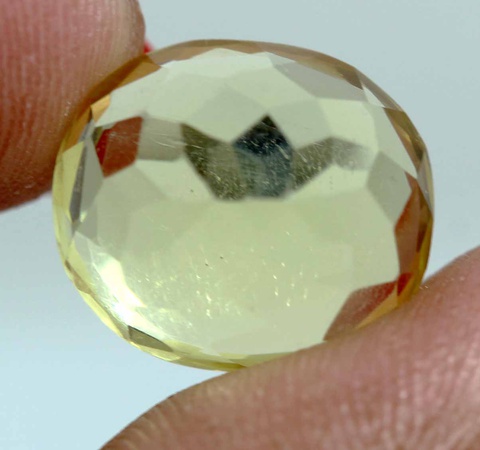 Certified Natural  Ceylon Canary Yellow Sapphire VS Clarity Oval gemstone