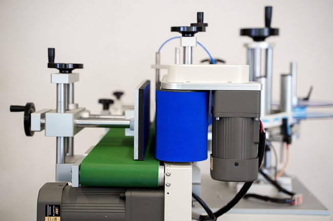 Этикетировочный автомат для плоских поверхностей ЭН00.08