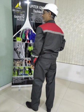 Костюм рабочий. Сфера деятельности различная. Ткань смесовая. Возможны варианты пошива по вашему техническому заданию.