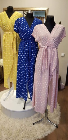 Вечерние и свадебные платья большой выбор. Платья дополнительно по низким ценам с манекенов, выставок и показов