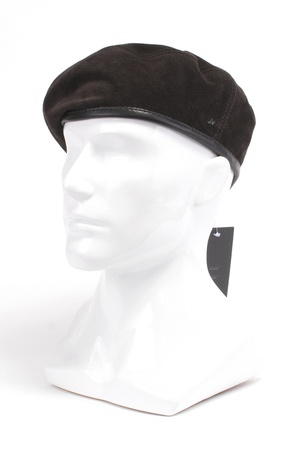 Берет из замши 73112