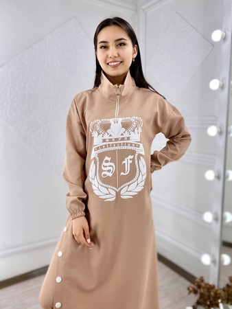 Качественная двойка платья с вырезом и штанами