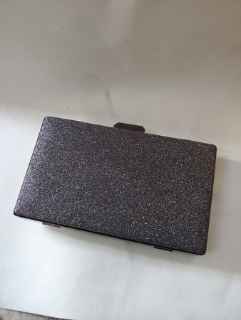 Metal Kasalı Abiye El Çantası- Platin Rengi Simli