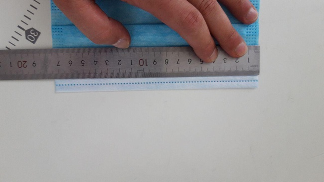 一次性使用三层医用口罩（每包50个）