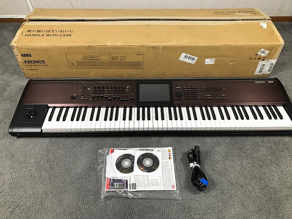 Korg Kronos Platinum 88-клавишная музыкальная рабочая станция