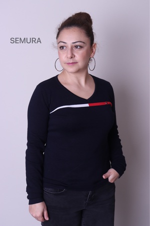 Базовый свитер