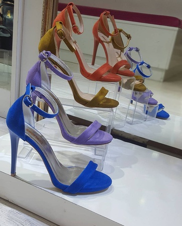 Обувь на каблуке