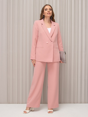 Костюм брючный женский
