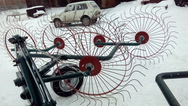 Грабли ворошилки валковые ГВВ - 6.1 (со средним колесом)