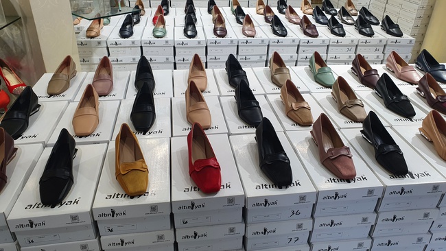 Женская обувь