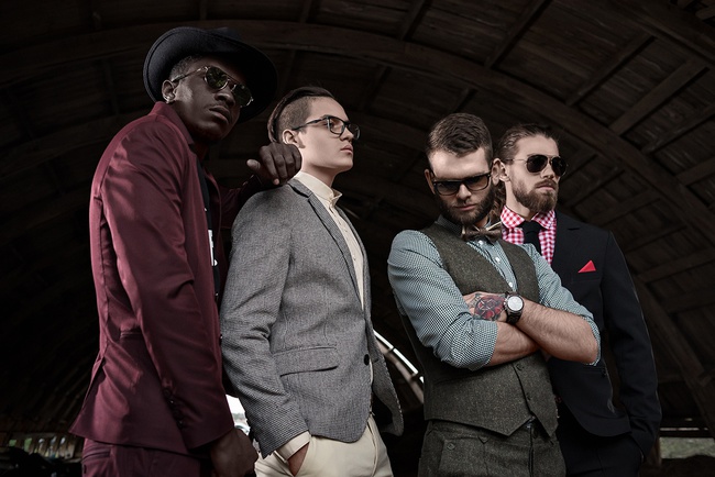 мужские костюмы