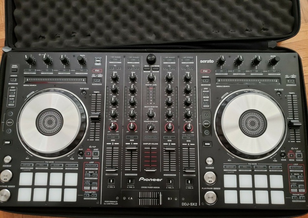 Pioneer DDJ-SX2 Serato DJ Kontrol Cihazı