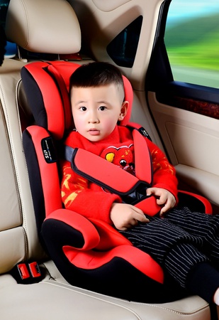 Детское автомобильное кресло
