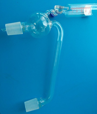 Каплеуловитель с делительной