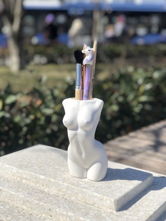 Кашпо декоративное / Органайзер / Подарок статуэтка для декора из гипса