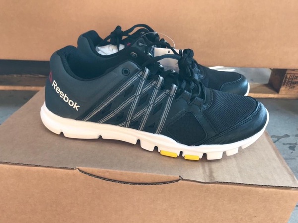 Wholesale Sportswear  clearence(Nike, Puma, Adidas, Asics and other brands)