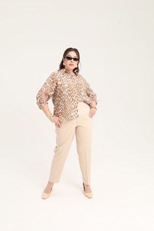 Классические брюки больших размеров