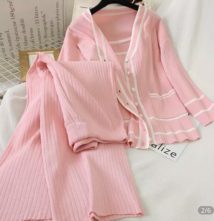 Dresses, sweaters, tunics, sweaters