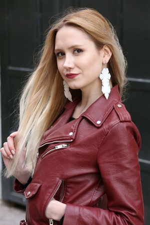 W-107  кожаные серьги