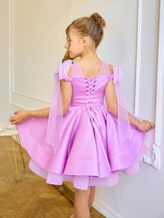Платье нарядное с пышной атласной юбкой и бантами на плечах