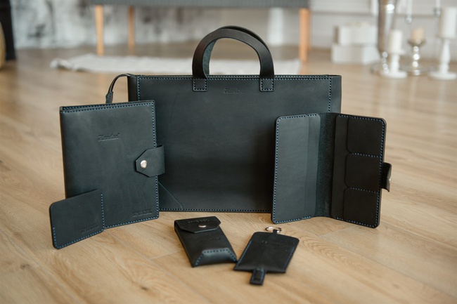 Комплект черный из 7 предметов