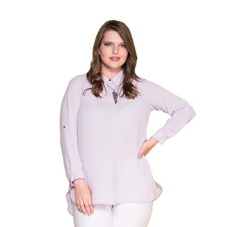 Креповая рубашка большого размера с ожерельем