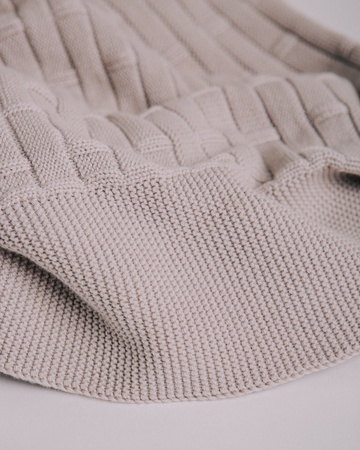 Пледы и покрывала вязаные