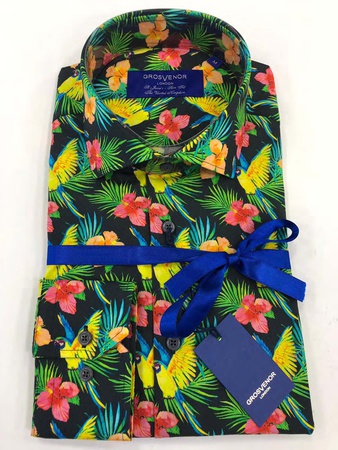 Erkeklerin gömlekleri