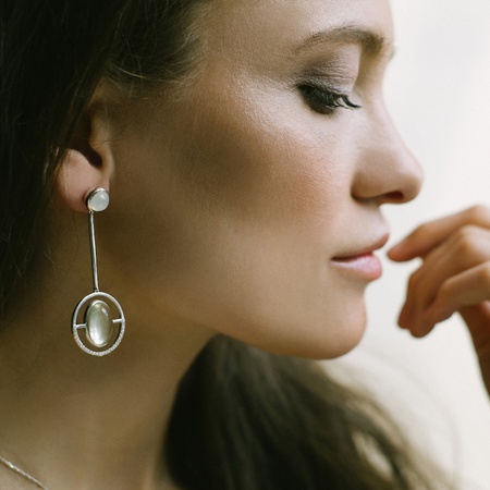 Серебряные серьги с янтарём и лунным камнем