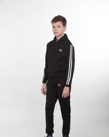 Спортивные костюмы