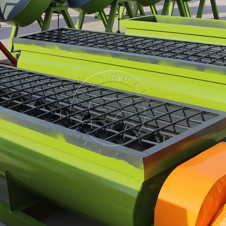 Смеситель для удобрений с двойным валом