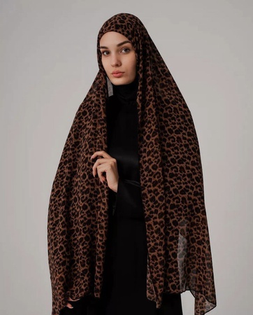 Шейла с пришитым подхиджабником