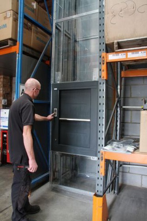 Сервисные подъемники для ресторанов, кафе и гостиниц