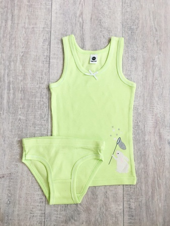 Kız ve erkek çocuklar için iç giyim ürünleri