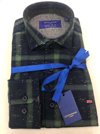 Erkeklerin gömlekleri