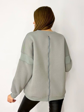 Свитшот с молнией на спине
