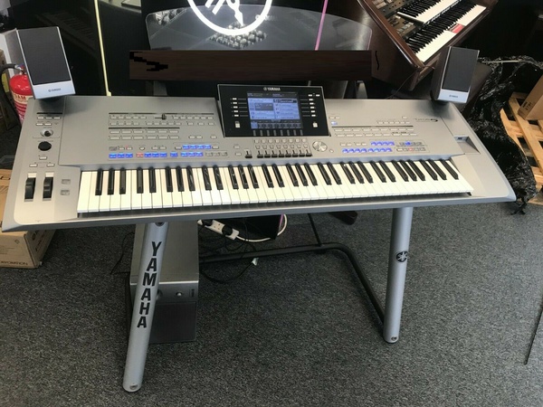 Yamaha Tyros 5 76-клавишный