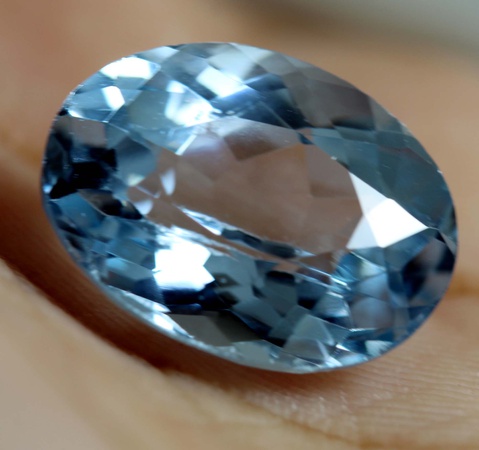 Natural Extra Fine Blue Aquamarine - Oval - Zambia - AAA+ Grade