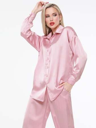 Akıllı pantolonlu takım