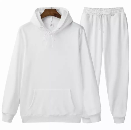 Спортивные костюмы, толстовки, худи.