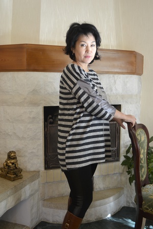 Üreticiden triko tunikler ve elbiseler (tümü stokta)