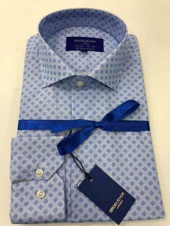 Erkeklerin gömlekleri