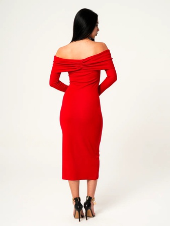 Örme omuzları açık elbise