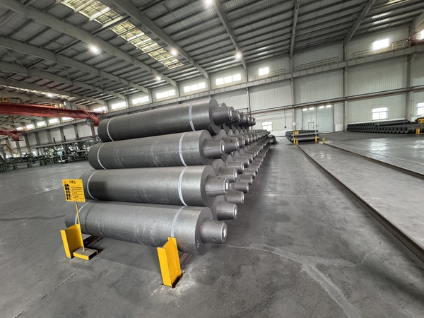 Durable Graphite Electrode for Efficient Steel Melting